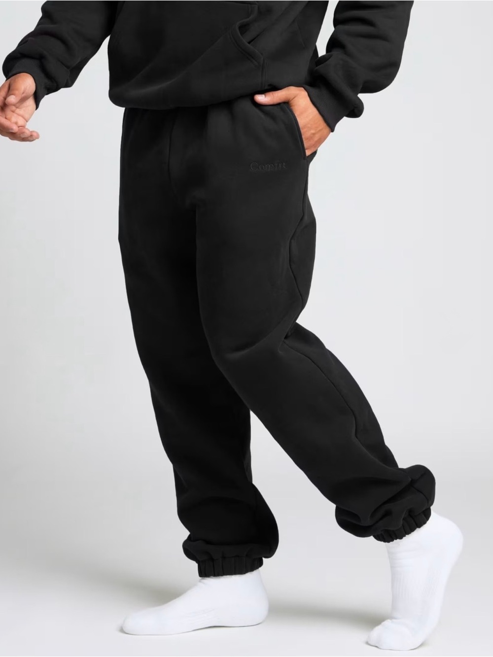 Comfrt Signature Sweatpants in Onyx - Picture 3 of 9